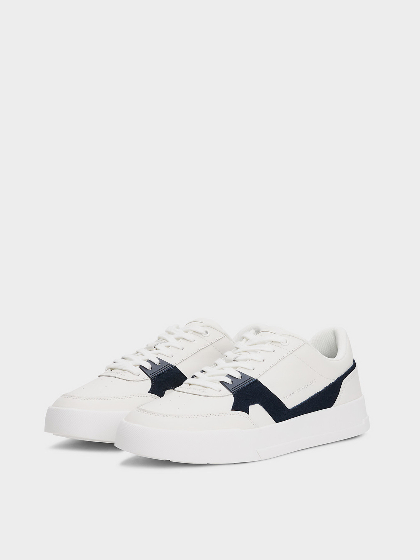 Кросівки Tommy Hilfiger модель FM0FM05551-0K4 Фото
