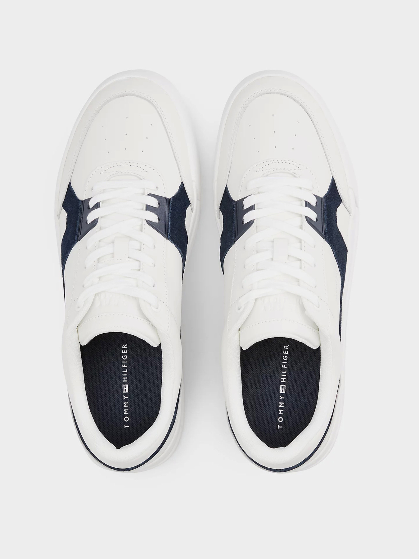 Кросівки Tommy Hilfiger модель FM0FM05551-0K4 Фото