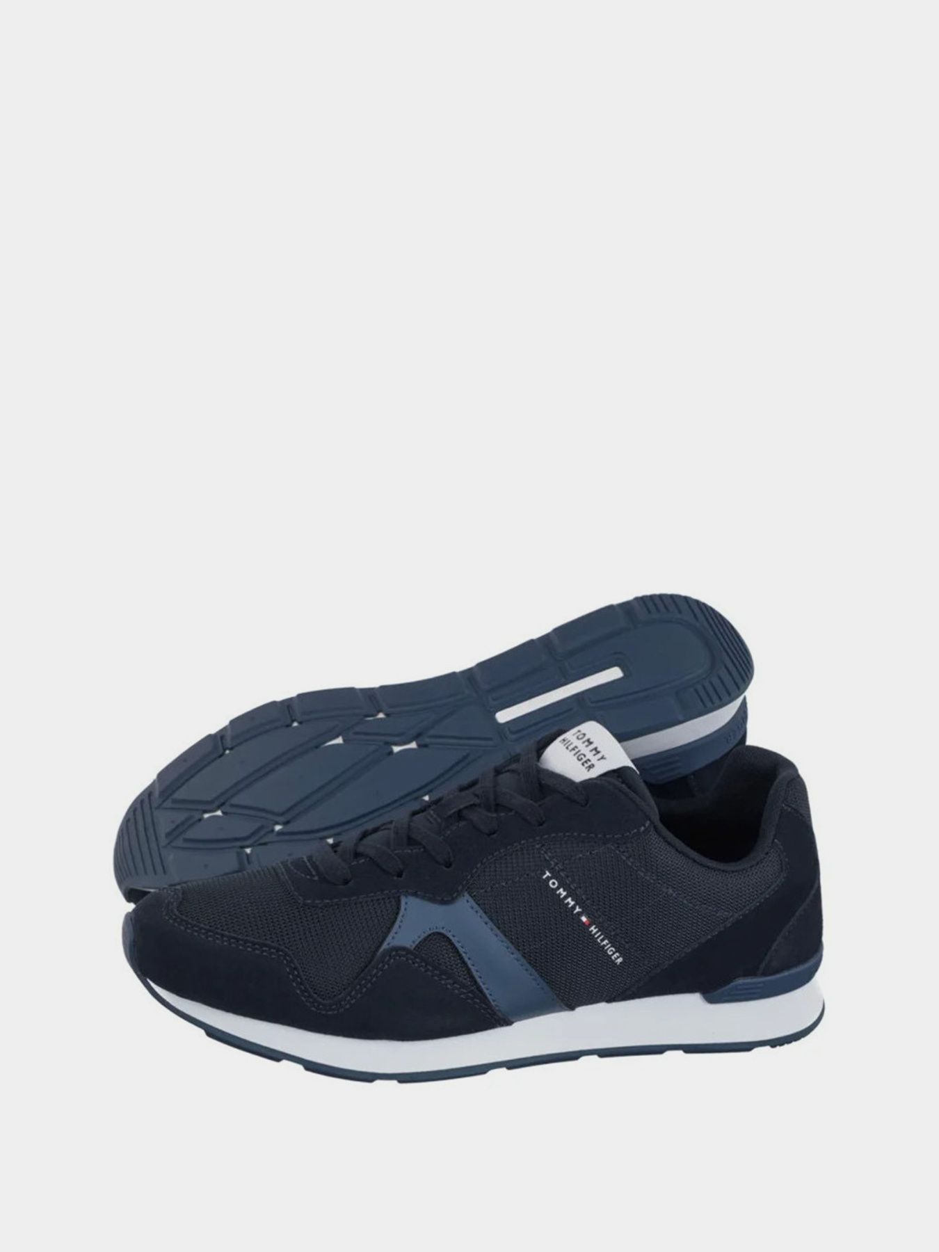 Кроссовки Tommy Hilfiger RUNNER ICON MIX модель FM0FM05679-DW5 Фото