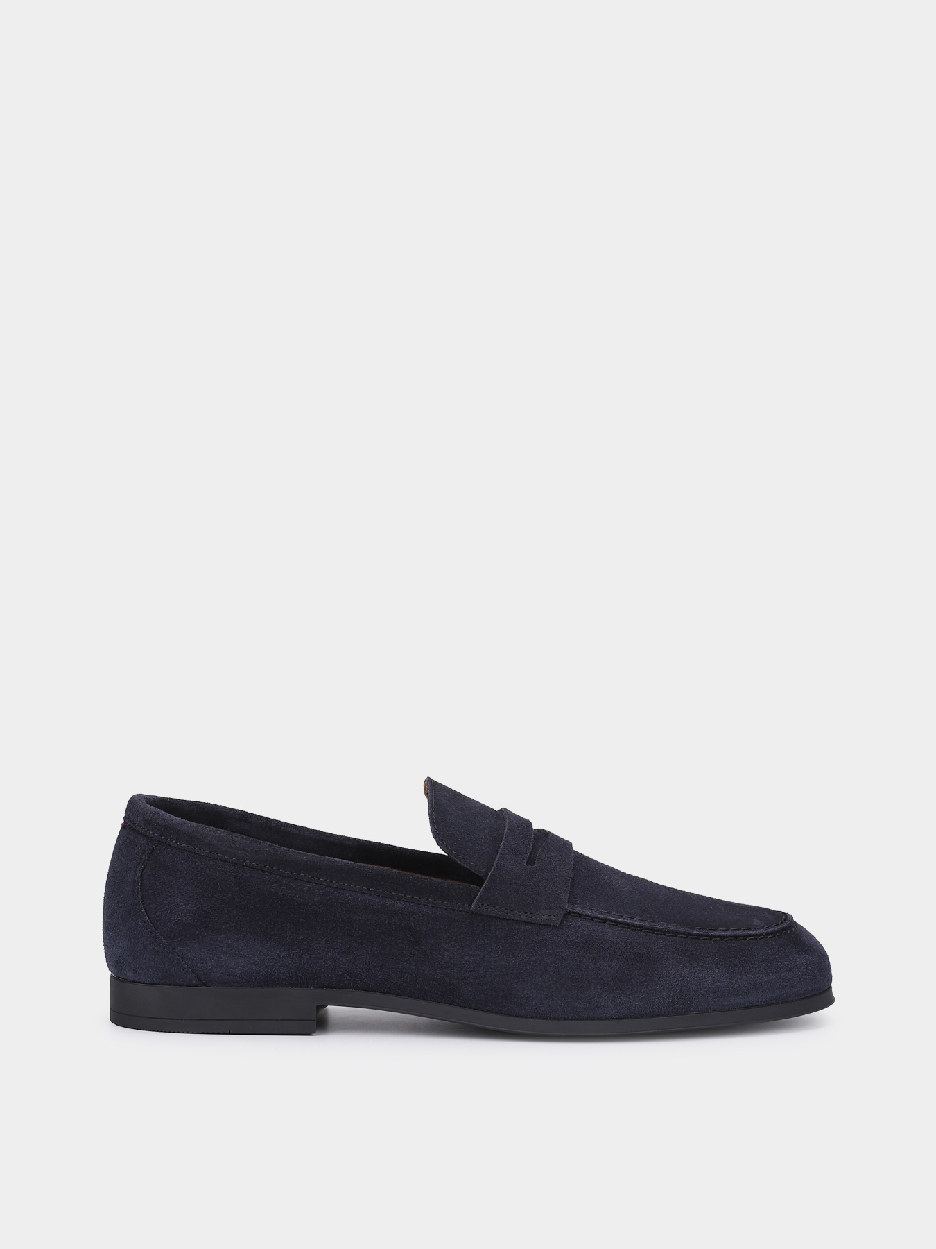 Туфли и лоферы Tommy Hilfiger FLEXIBLE SLIM SUEDE LOAFER модель FM0FM05745-DW5 Туфли и лоферы Tommy Hilfiger FLEXIBLE SLIM SUEDE LOAFER модель FM0FM05745-DW5 Фото