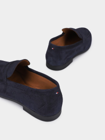 Туфли и лоферы Tommy Hilfiger FLEXIBLE SLIM SUEDE LOAFER модель FM0FM05745-DW5 Фото