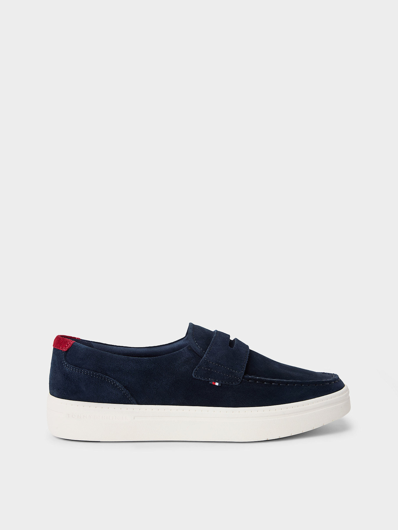 Слипоны и мокасины Tommy Hilfiger MODERN LIGHT HYBRID SUEDE LOAF модель FM0FM05786-DW5 Слипоны и мокасины Tommy Hilfiger MODERN LIGHT HYBRID SUEDE LOAF модель FM0FM05786-DW5 Фото