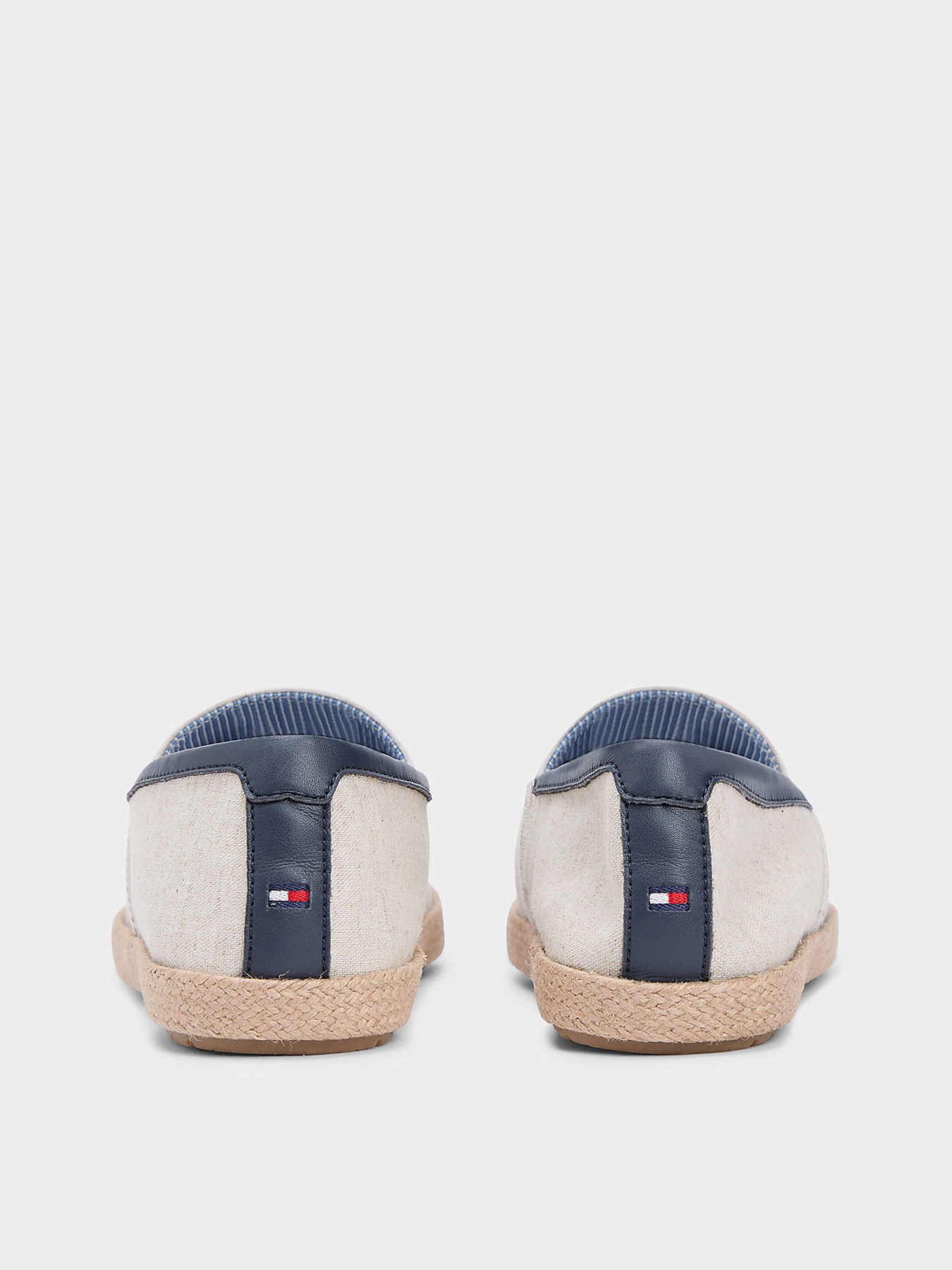 Слипоны и мокасины Tommy Hilfiger HILFIGER CHAMBRAY ESPADRILLE модель FM0FM05793-YBL Слипоны и мокасины Tommy Hilfiger HILFIGER CHAMBRAY ESPADRILLE модель FM0FM05793-YBL Фото