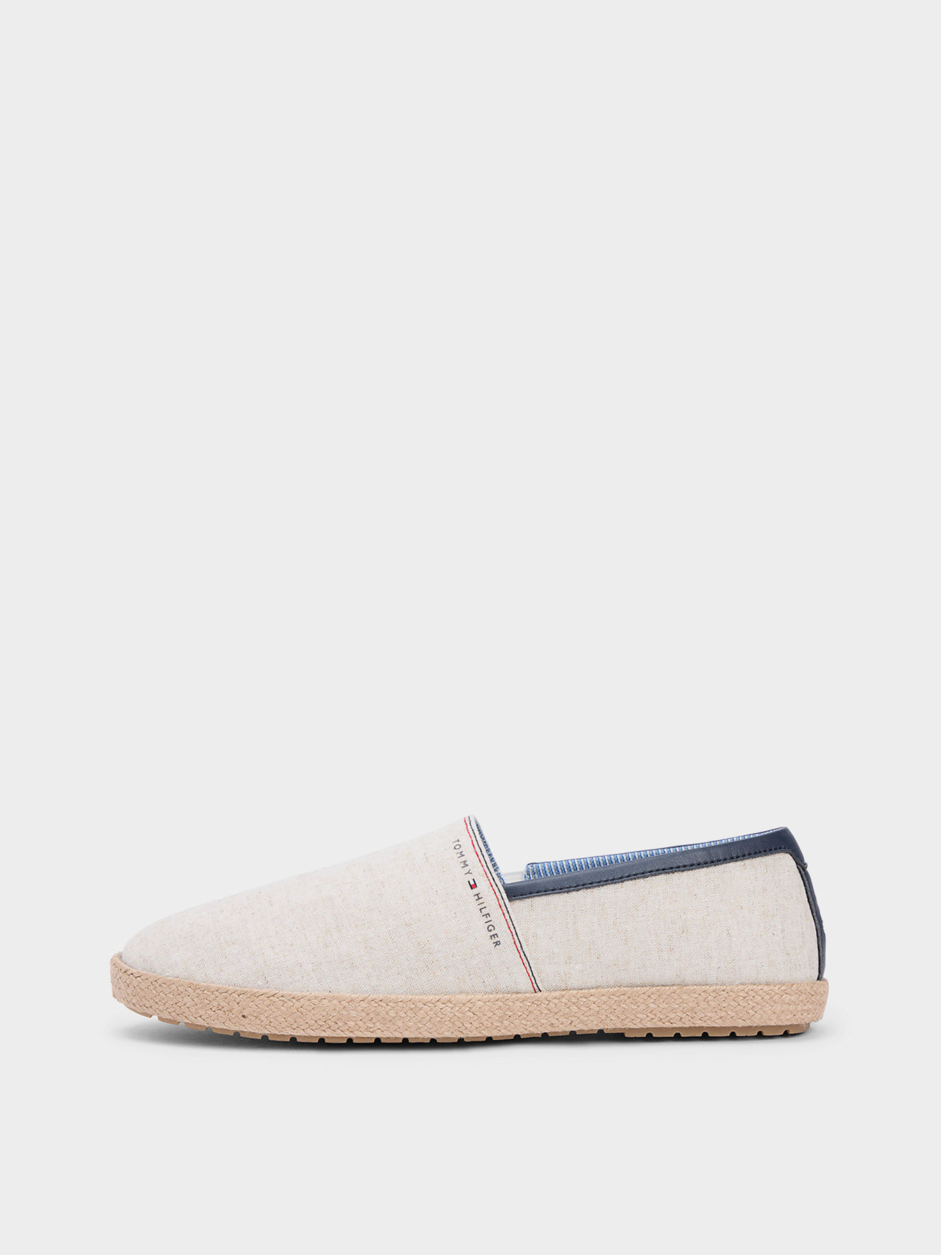Слипоны и мокасины Tommy Hilfiger HILFIGER CHAMBRAY ESPADRILLE модель FM0FM05793-YBL Слипоны и мокасины Tommy Hilfiger HILFIGER CHAMBRAY ESPADRILLE модель FM0FM05793-YBL Фото