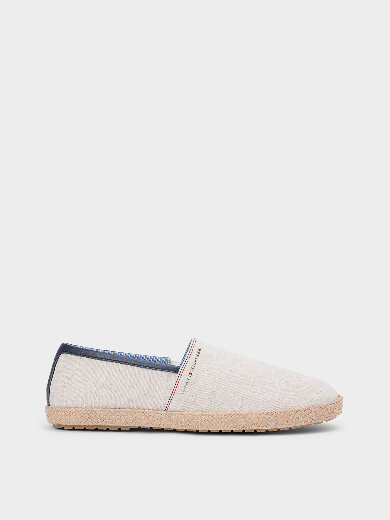 Слипоны и мокасины Tommy Hilfiger HILFIGER CHAMBRAY ESPADRILLE модель FM0FM05793-YBL Слипоны и мокасины Tommy Hilfiger HILFIGER CHAMBRAY ESPADRILLE модель FM0FM05793-YBL Фото