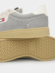 Кеды Tommy Hilfiger THE GREENWICH EDGE SUEDE модель EM0EM01683-P06 Фото