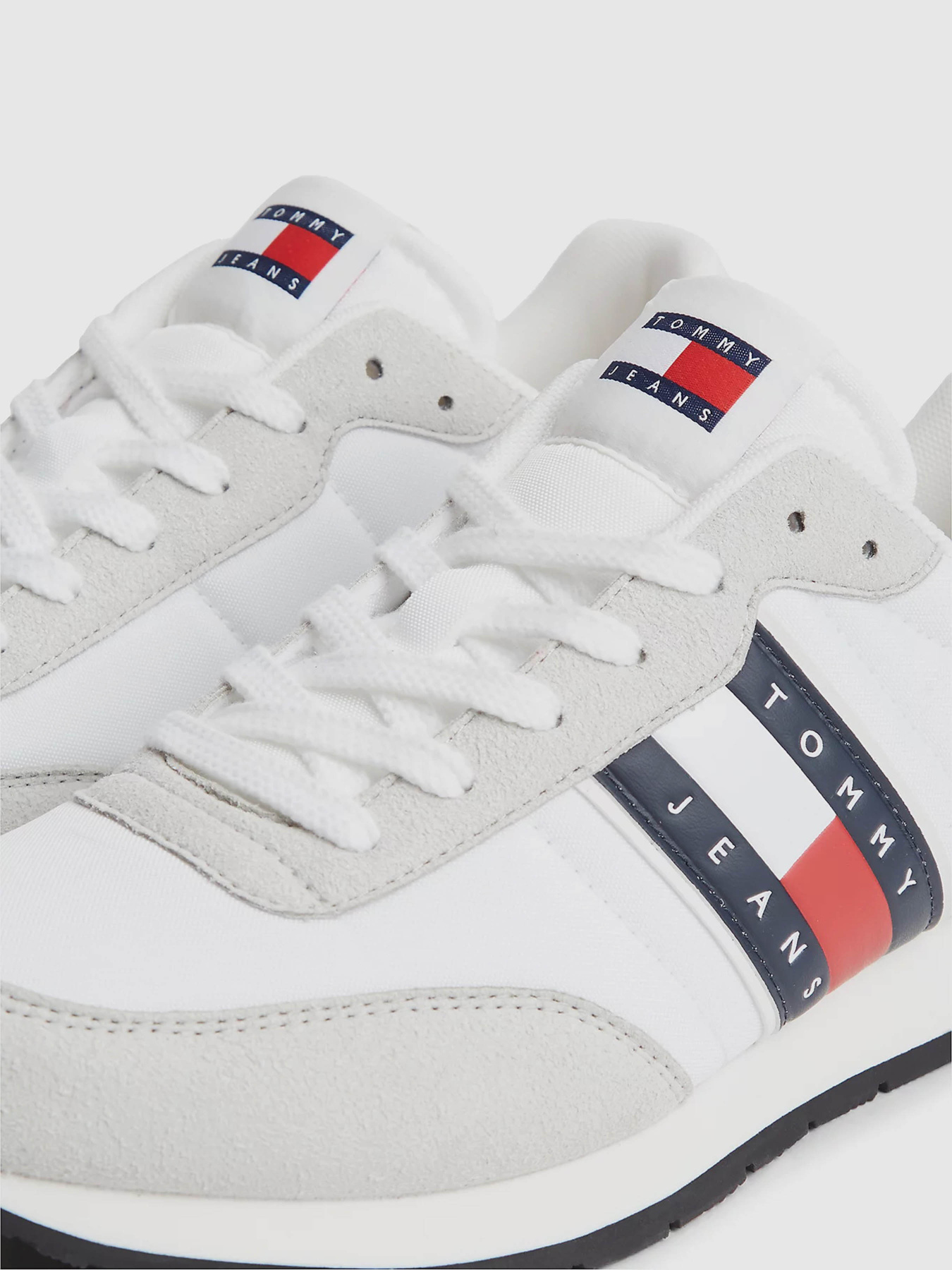 Кроссовки Tommy Hilfiger TJM CLASSIC RUNNER модель EM0EM01709-YBL Кроссовки Tommy Hilfiger TJM CLASSIC RUNNER модель EM0EM01709-YBL Фото