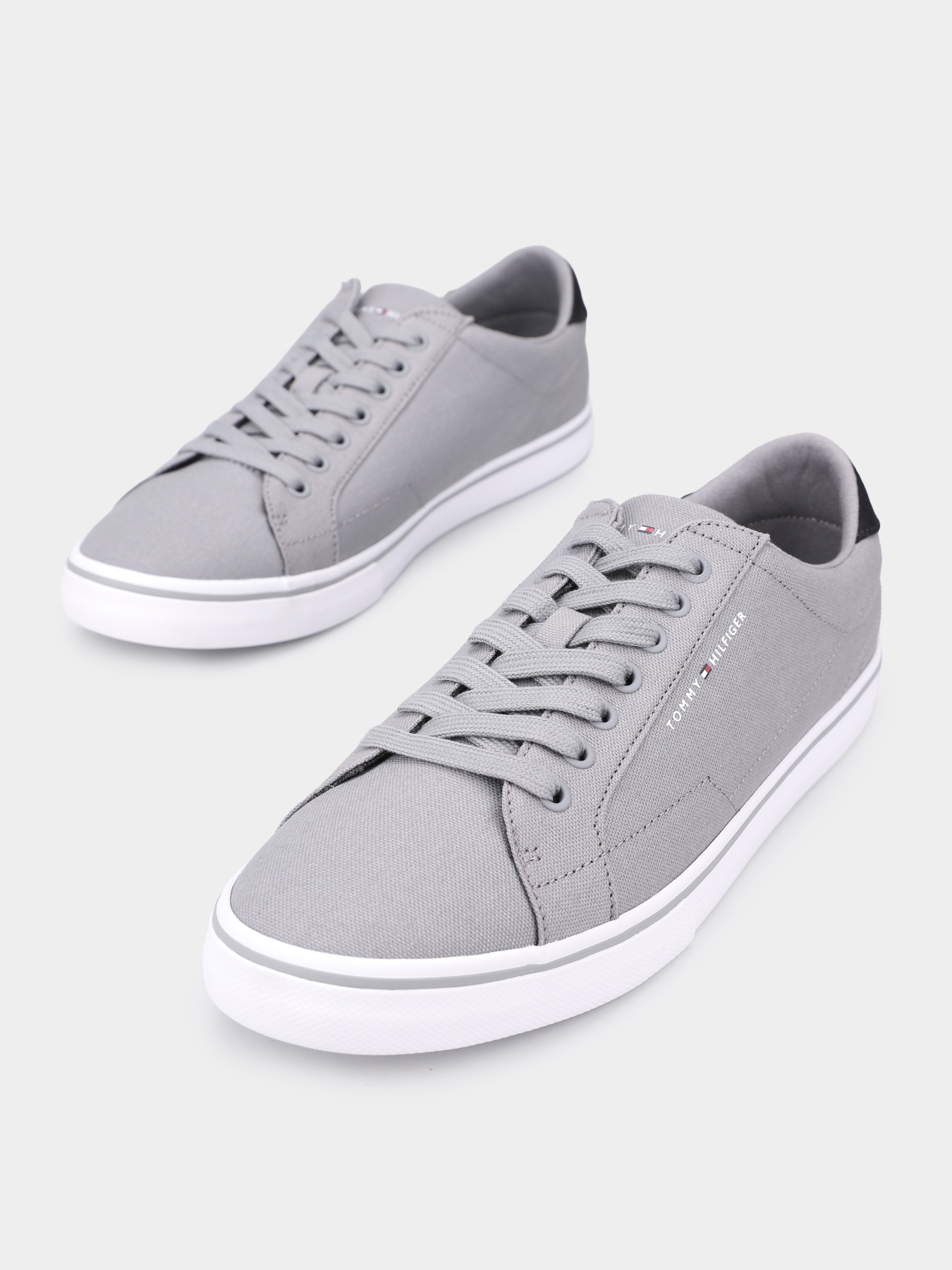 Кеды Tommy Hilfiger VULC CORE LONG LACE модель FM0FM05688-PRY Кеды Tommy Hilfiger VULC CORE LONG LACE модель FM0FM05688-PRY Фото