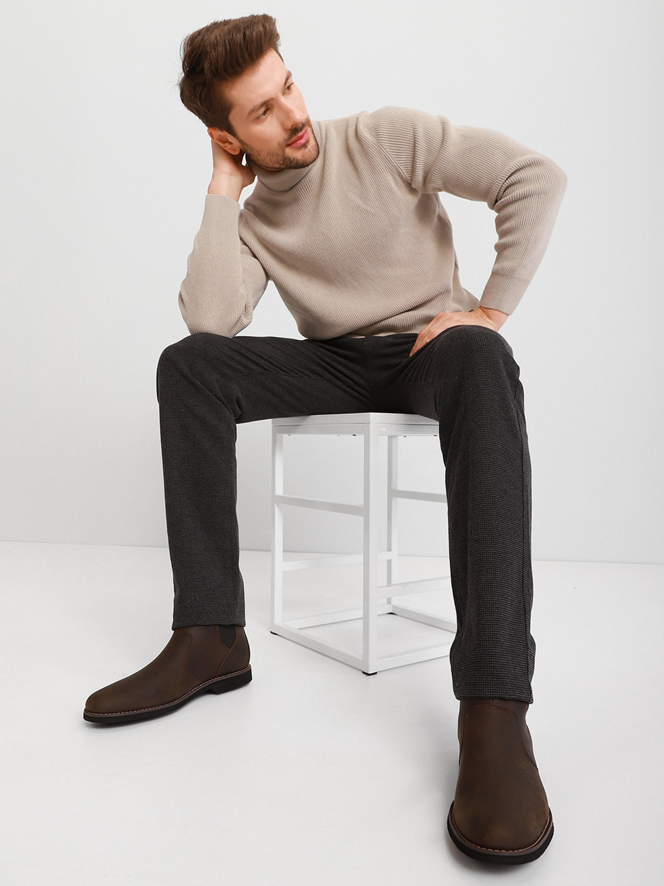 Ботинки и сапоги Timberland Hannover Hill &Shy модель TB0A414C242 Ботинки и сапоги Timberland Hannover Hill &Shy модель TB0A414C242 Фото