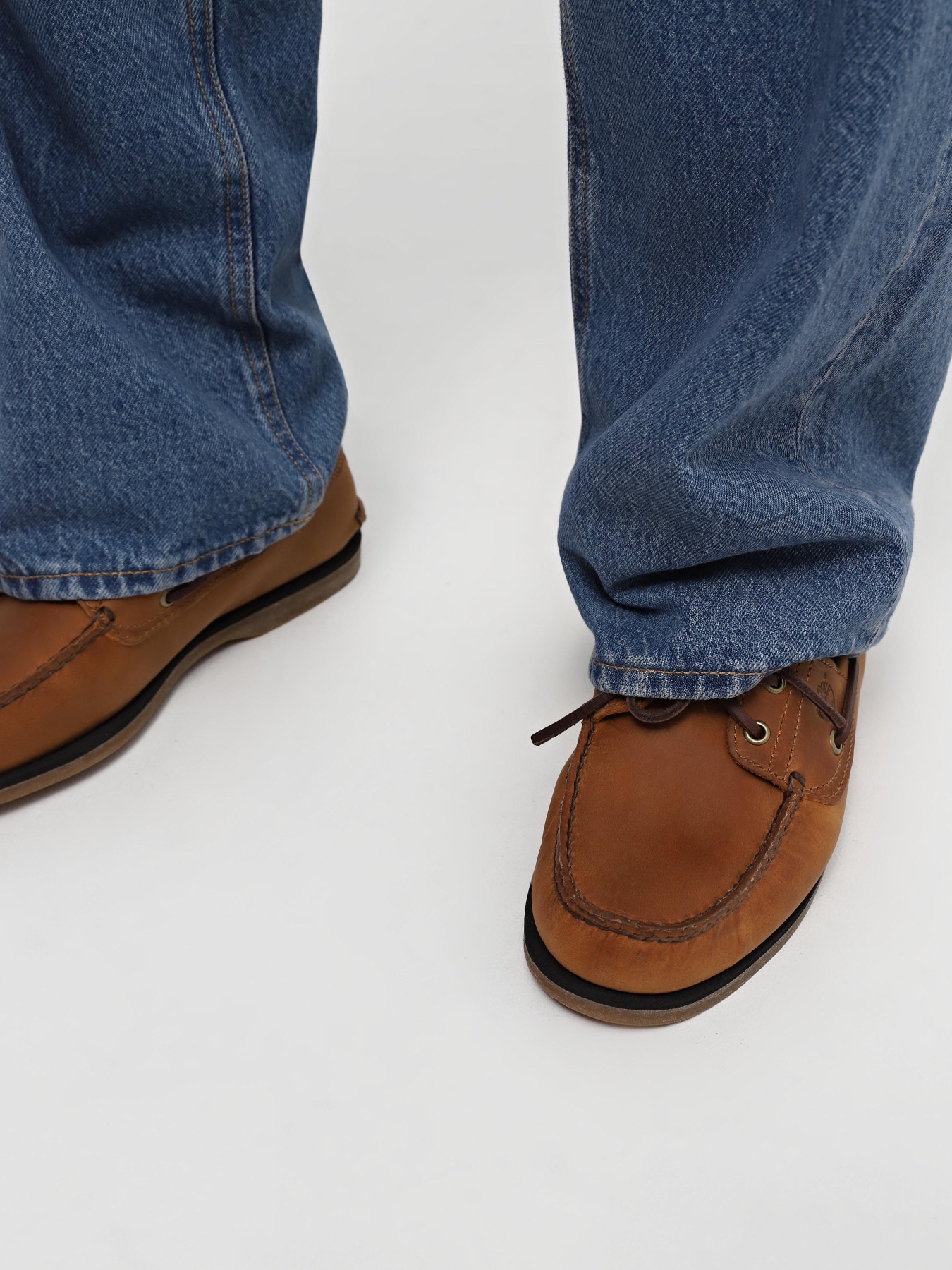 Сліпони та мокасини Timberland Classic модель TB0A2G7UEN1 Фото