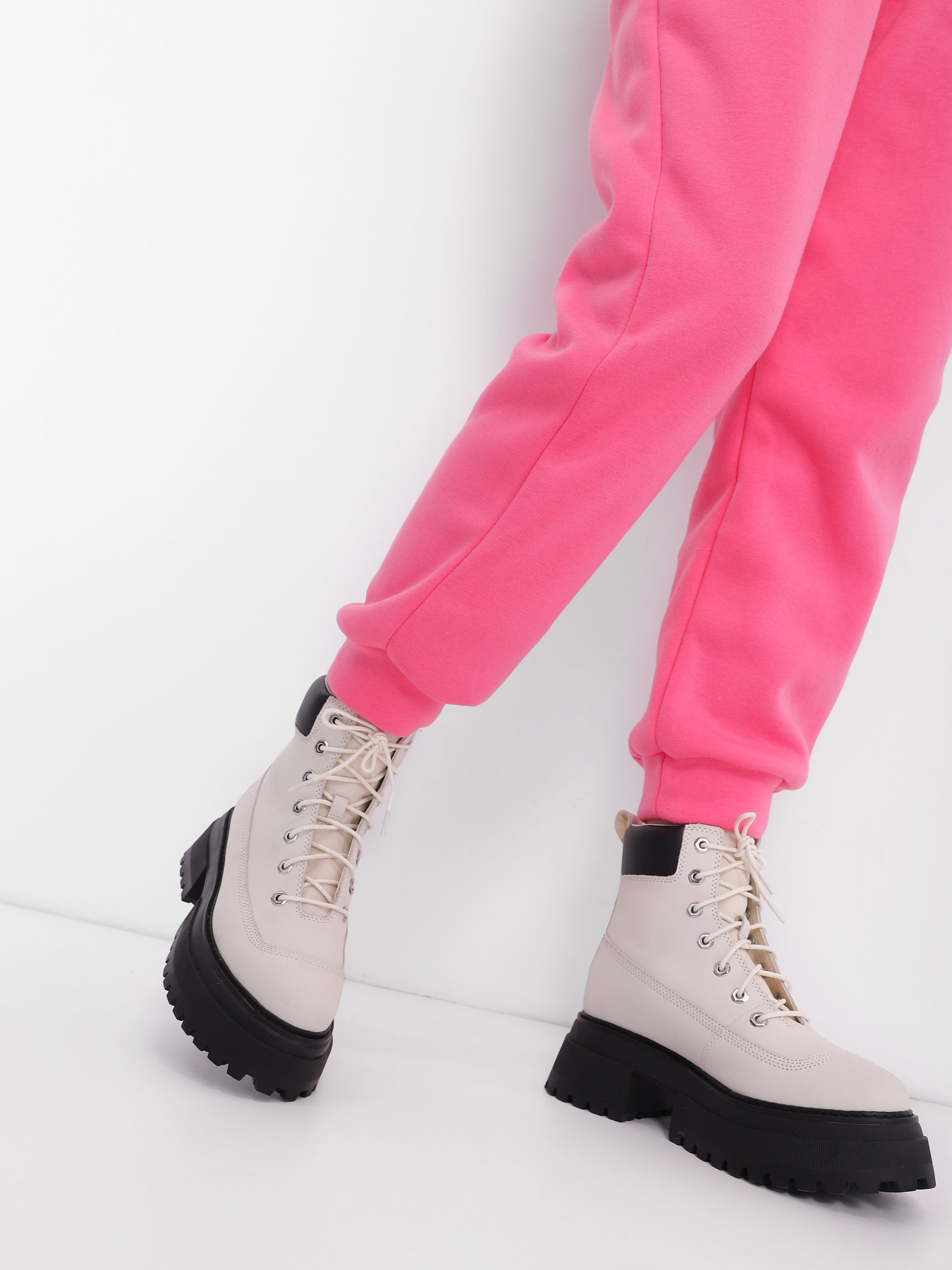 Черевики та чоботи Timberland SKY модель TB0A5RSV143 Черевики та чоботи Timberland SKY модель TB0A5RSV143 Фото