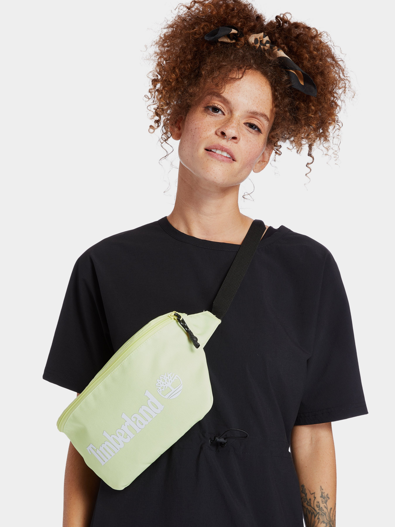 Сумки Timberland SPORT LEISURE модель TB0A2HEWBW2 Фото