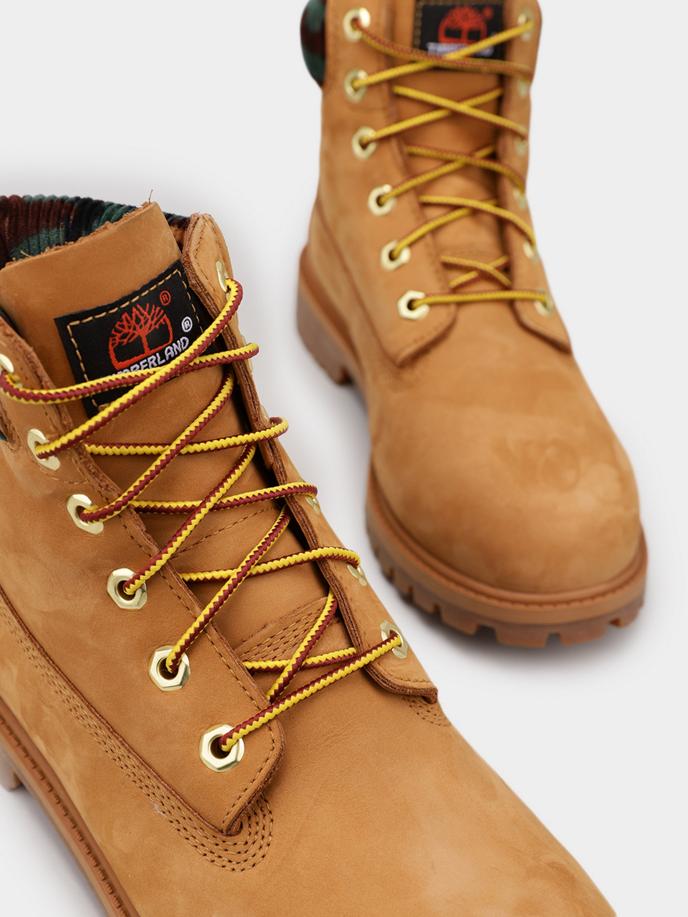 Черевики та чоботи Timberland Premium 6-Inch Waterproof модель TB0A2FQ3231 Фото