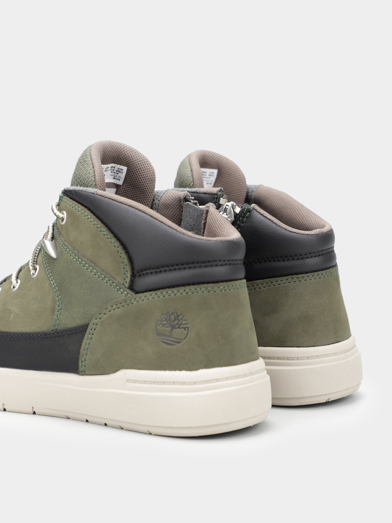 Черевики та чоботи Timberland Seneca Bay модель TB0A5RX4A58 Черевики та чоботи Timberland Seneca Bay модель TB0A5RX4A58 Фото