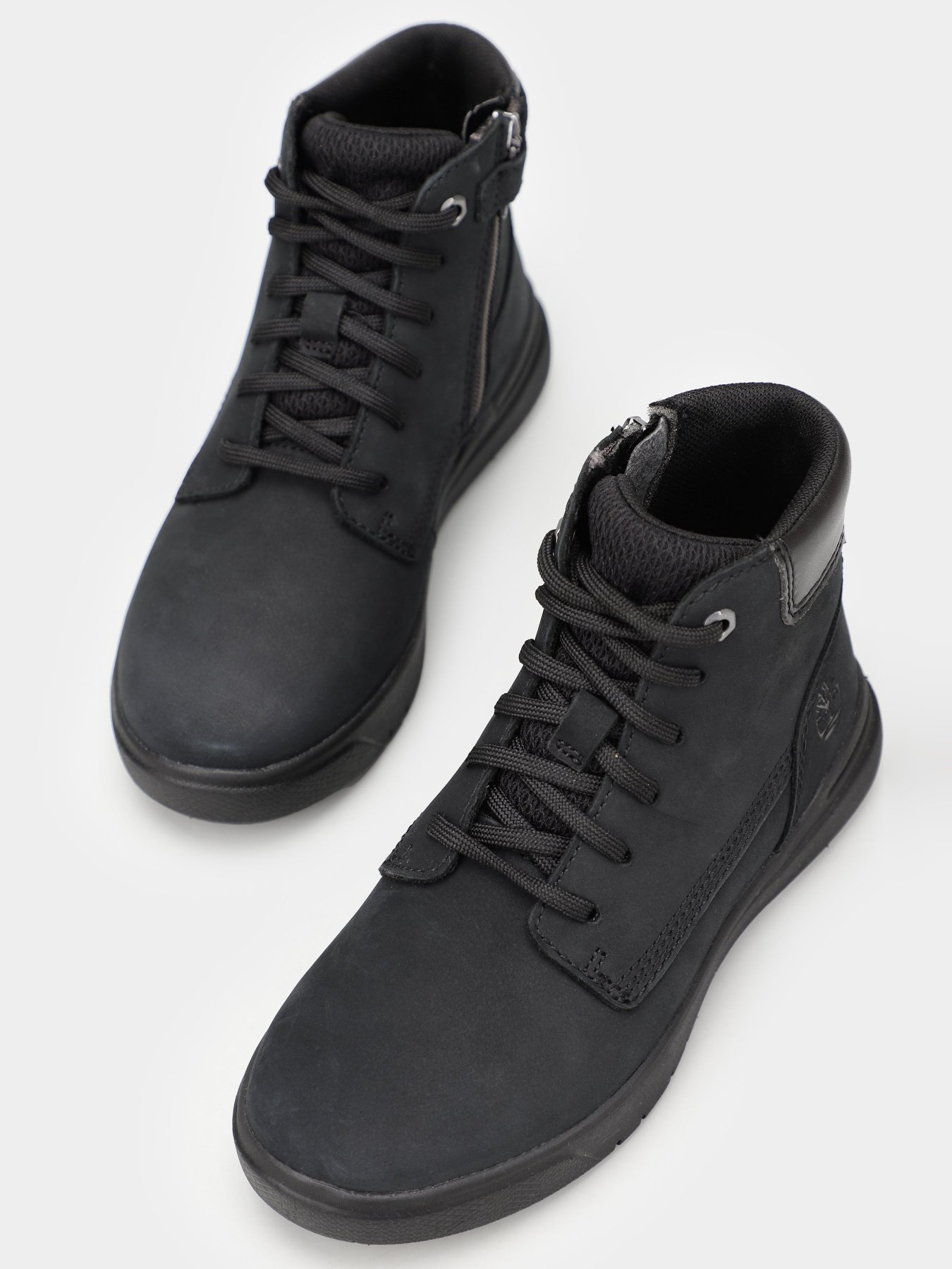 Черевики та чоботи Timberland Seneca Bay 6In Side Zip модель TB0A2M8Q015 Фото