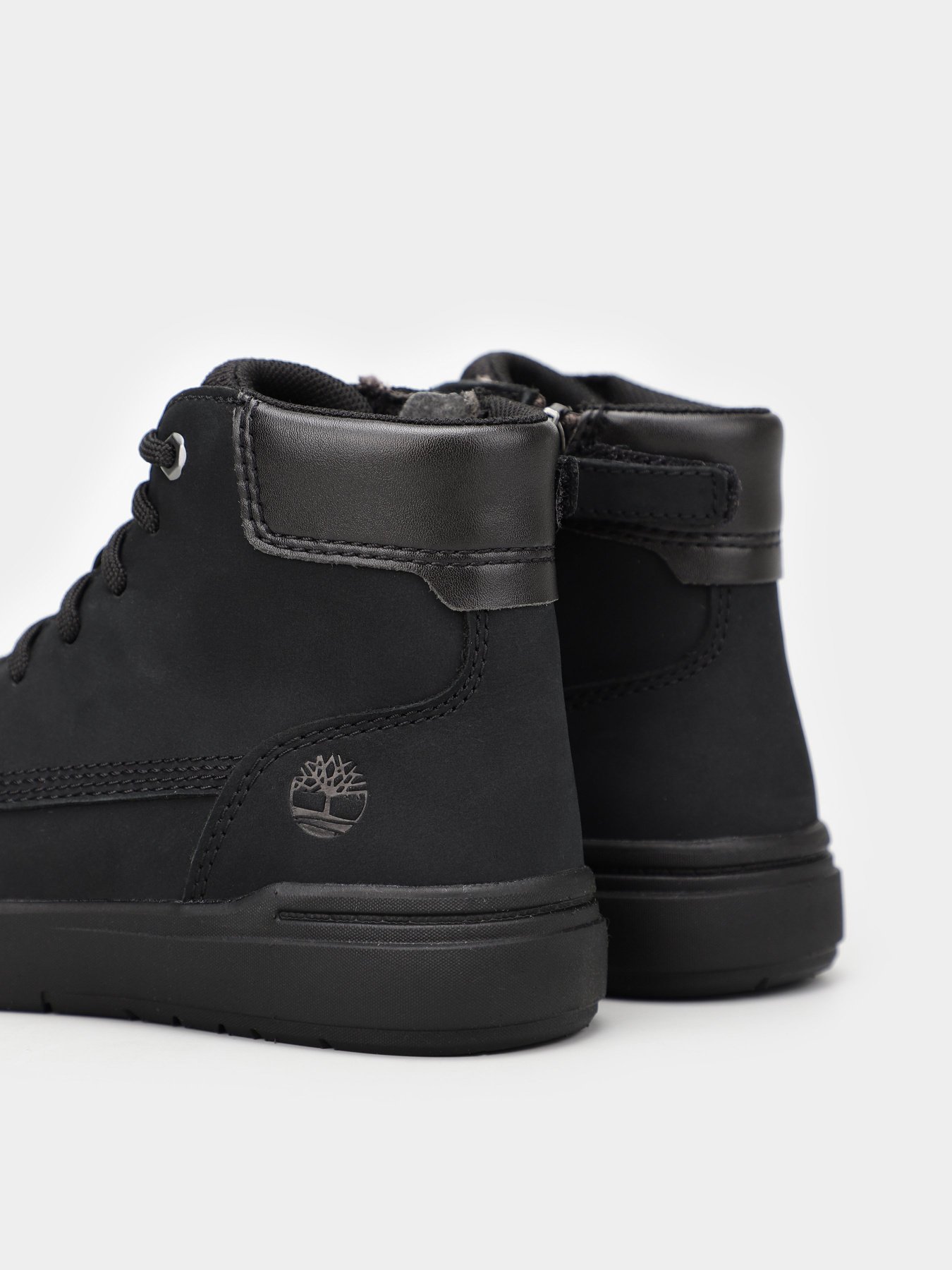 Черевики та чоботи Timberland Seneca Bay 6In Side Zip модель TB0A2M8Q015 Фото