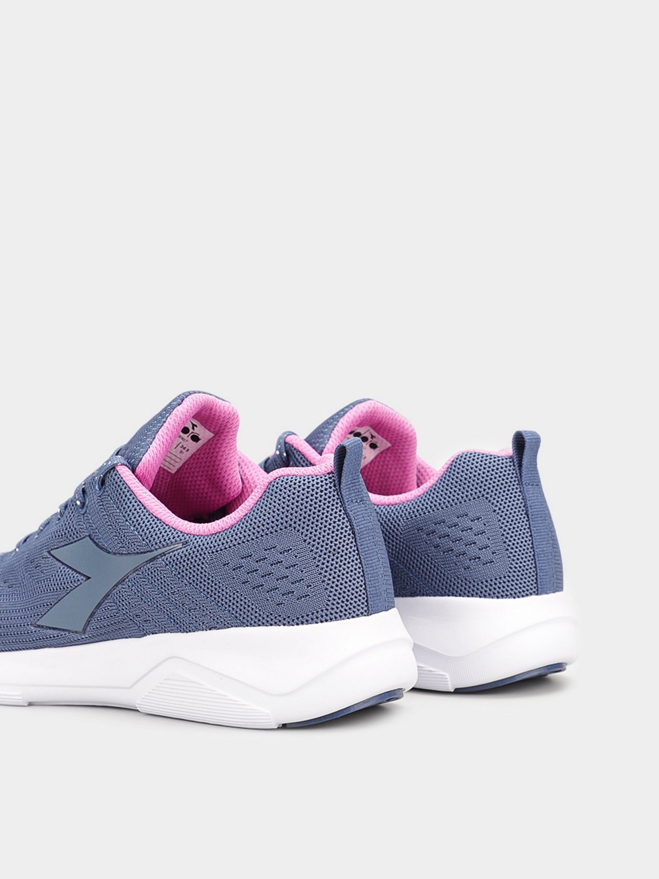 Кроссовки DIADORA X RUN LIGHT 6 модель 101.176886.C8907 Фото