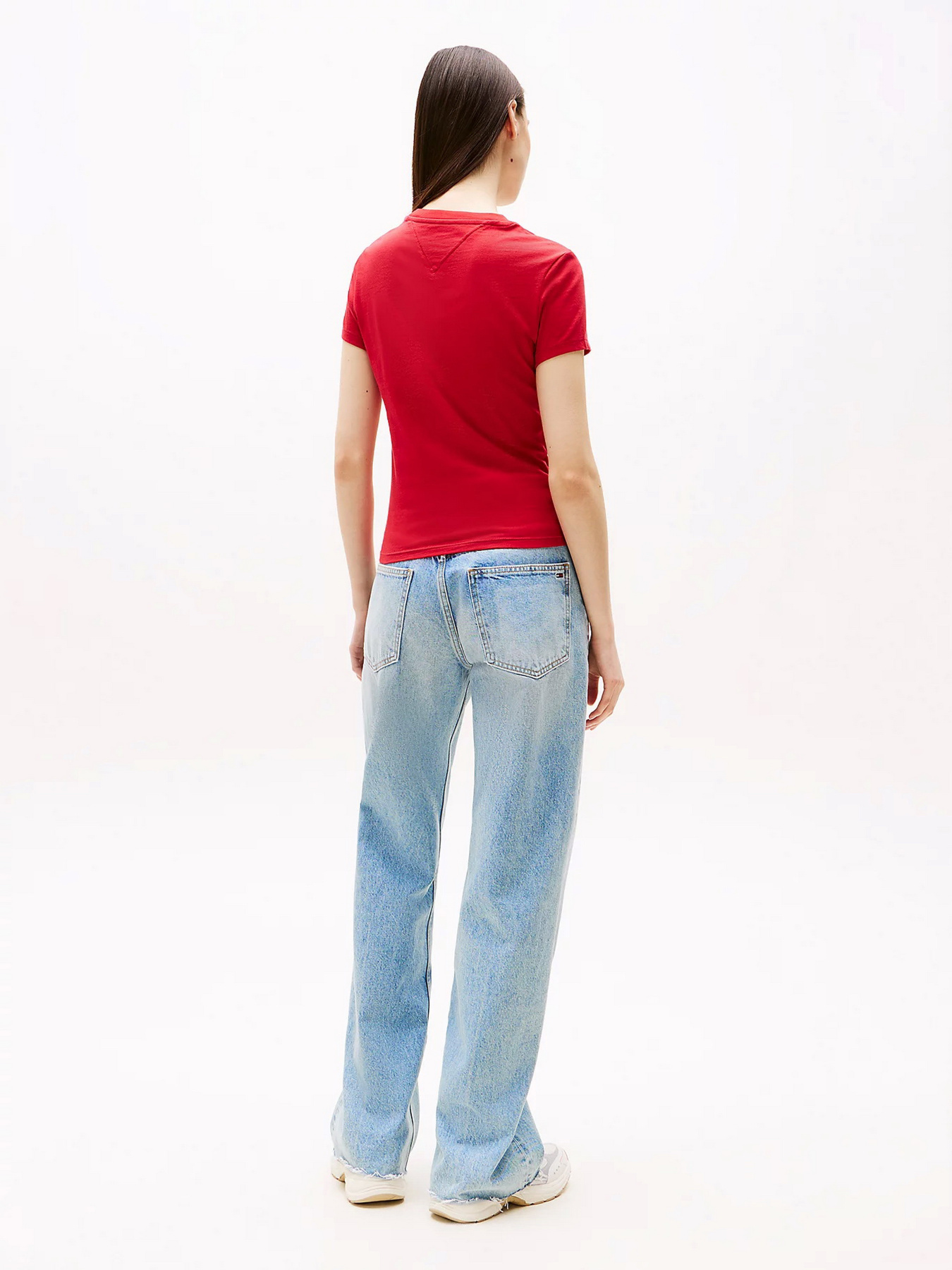 Футболки і поло Tommy Jeans модель DW0DW21422-XLE Футболки і поло Tommy Jeans модель DW0DW21422-XLE Фото