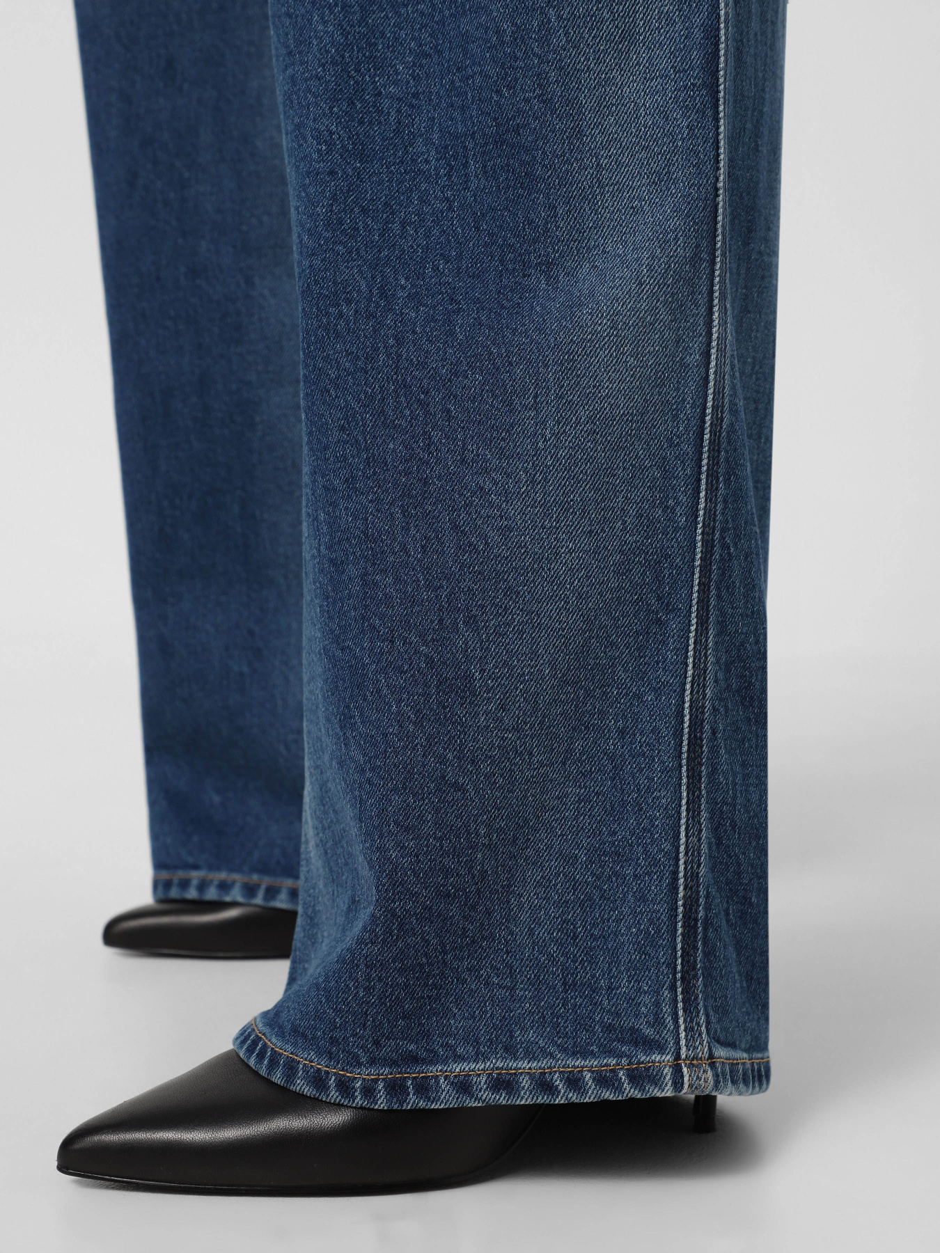 Джинси Tommy Jeans модель DW0DW18175-1A5 Джинси Tommy Jeans модель DW0DW18175-1A5 Фото