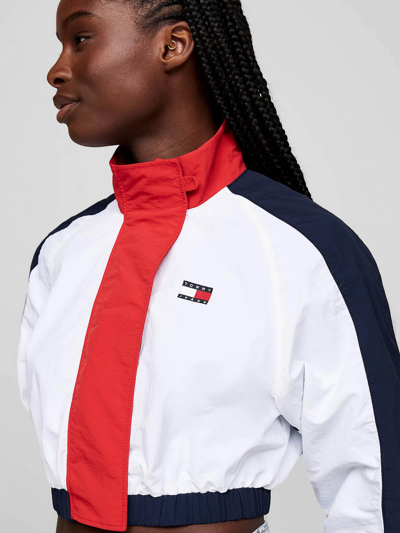 Куртки та дублянки Tommy Jeans модель DW0DW18628-YBR Фото