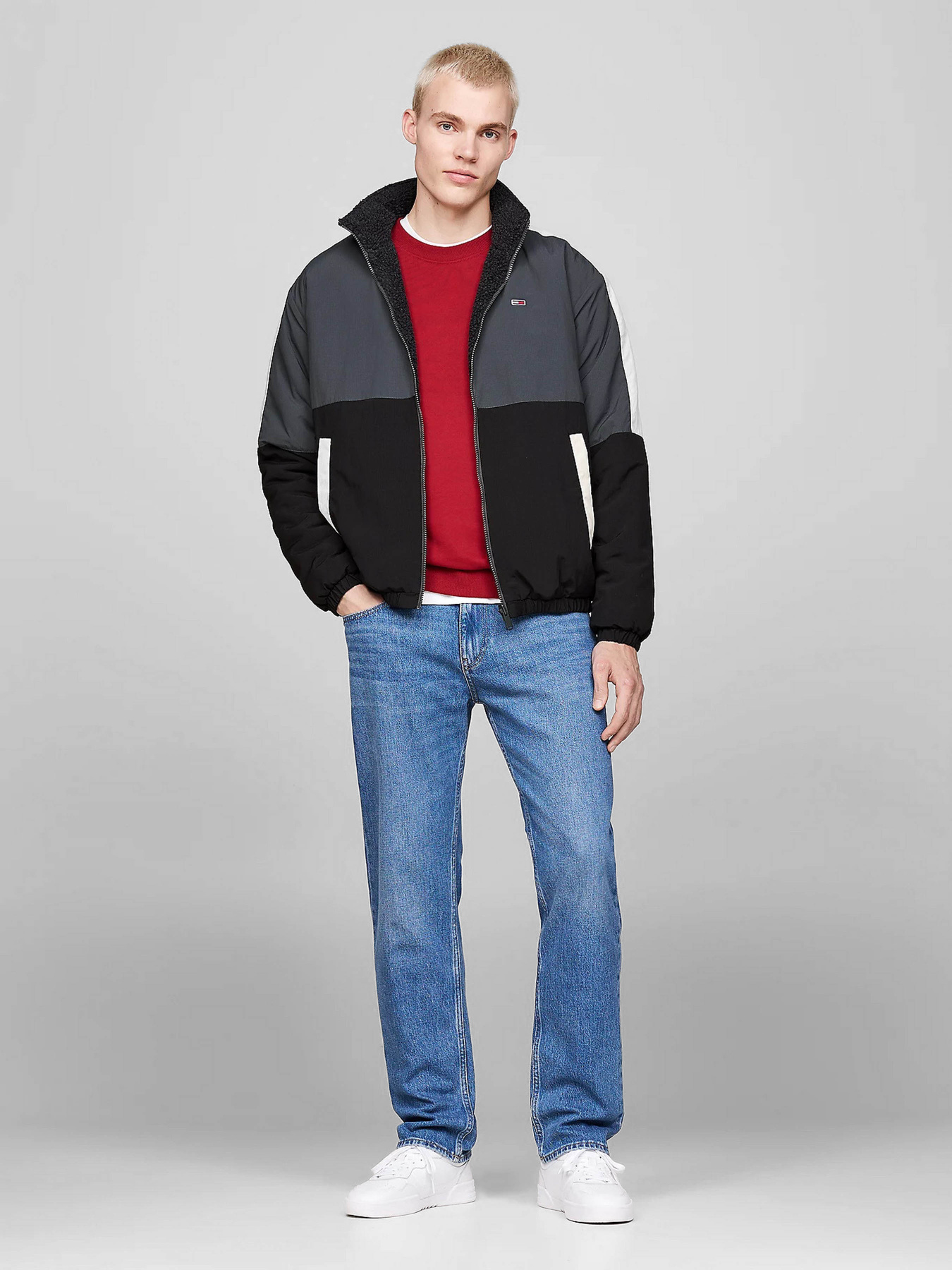 Куртки и дубленки Tommy Jeans модель DM0DM20462-BDS Фото
