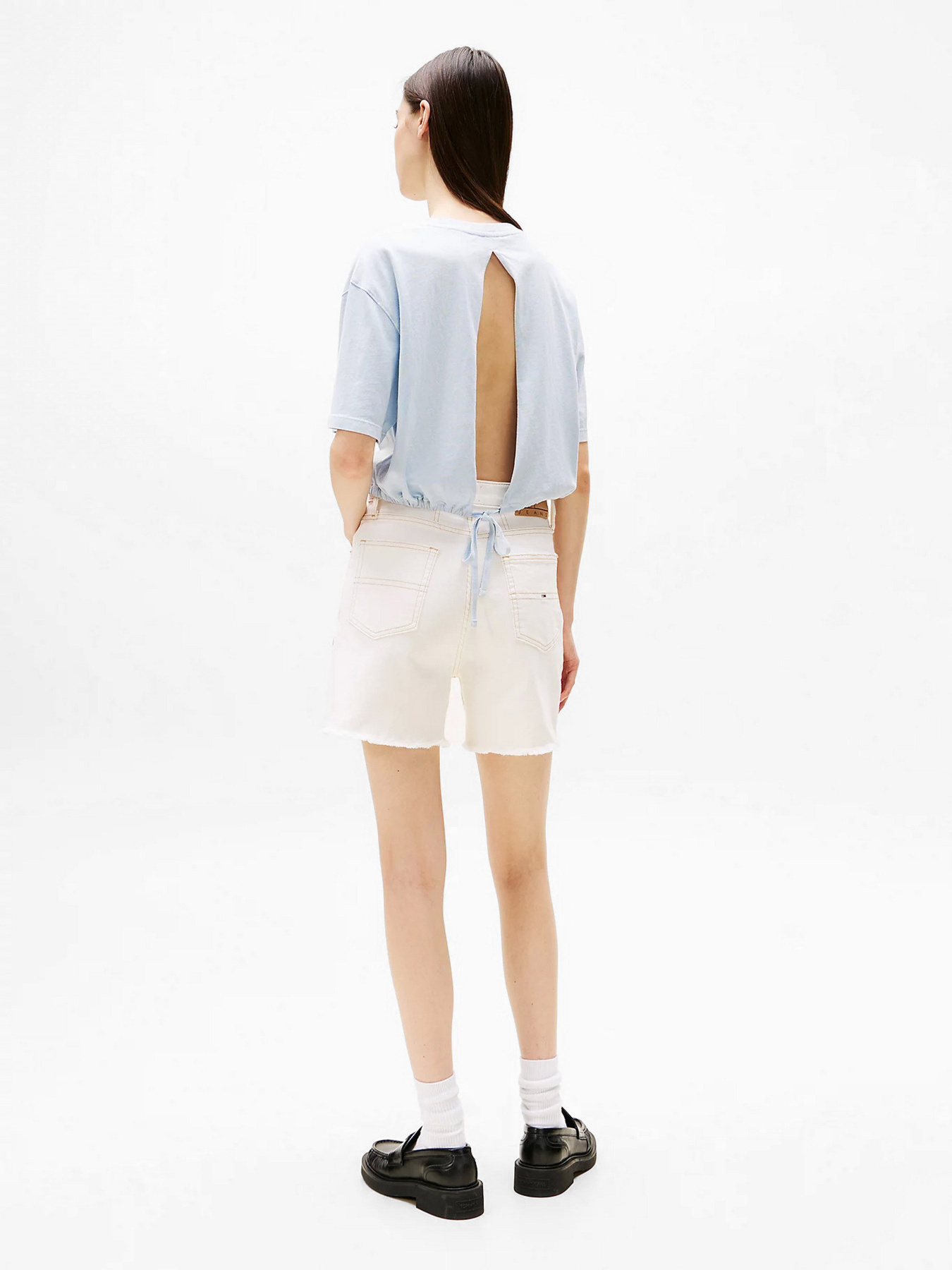 Футболки і поло Tommy Jeans модель DW0DW20324-C3Q Фото