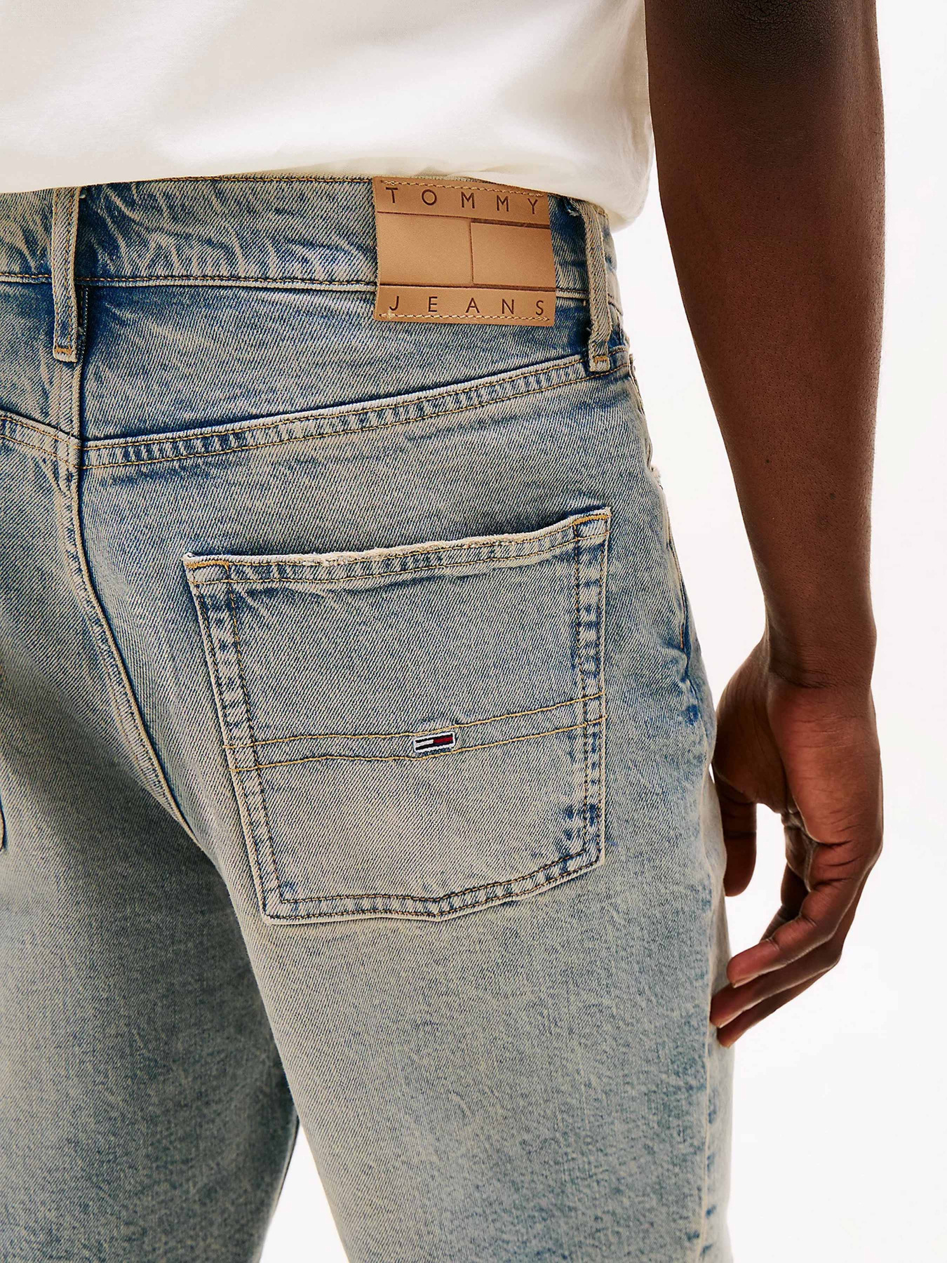 Шорты Tommy Jeans модель DM0DM20958-1A5 Фото