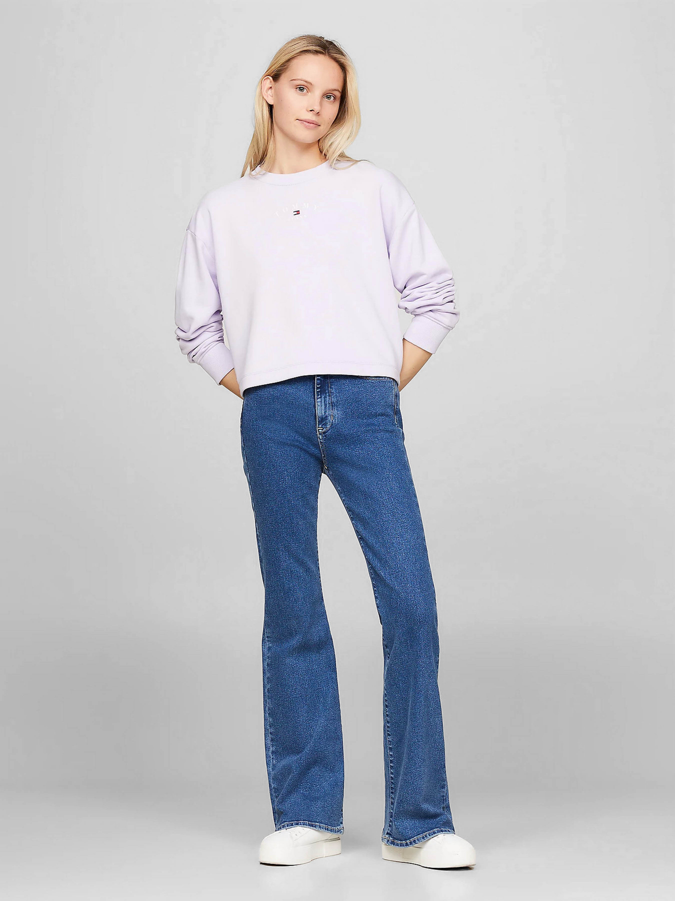 Джинсы Tommy Jeans модель DW0DW17631-1A5 Джинсы Tommy Jeans модель DW0DW17631-1A5 Фото
