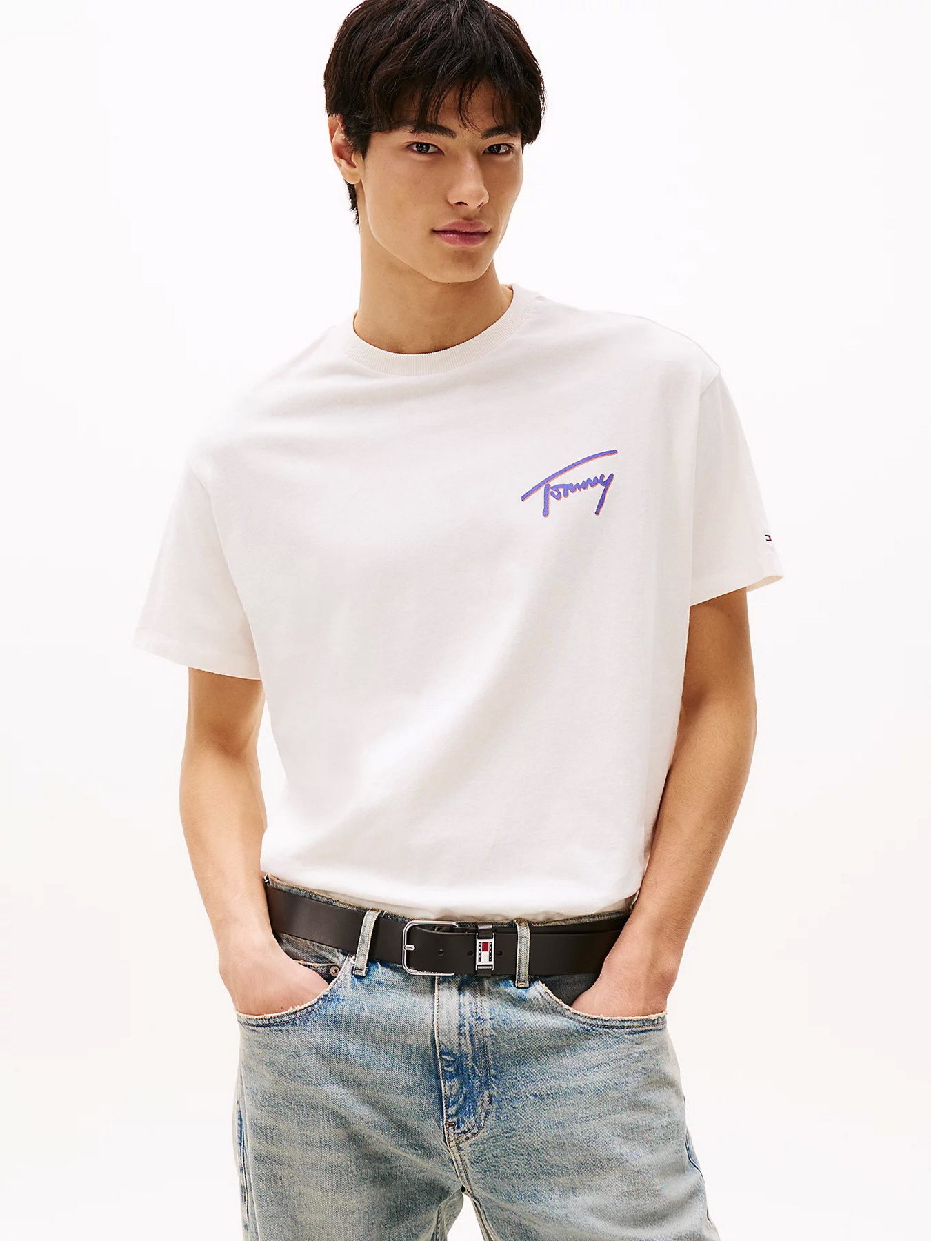 Футболки и поло Tommy Jeans модель DM0DM20768-YBH Футболки и поло Tommy Jeans модель DM0DM20768-YBH Фото