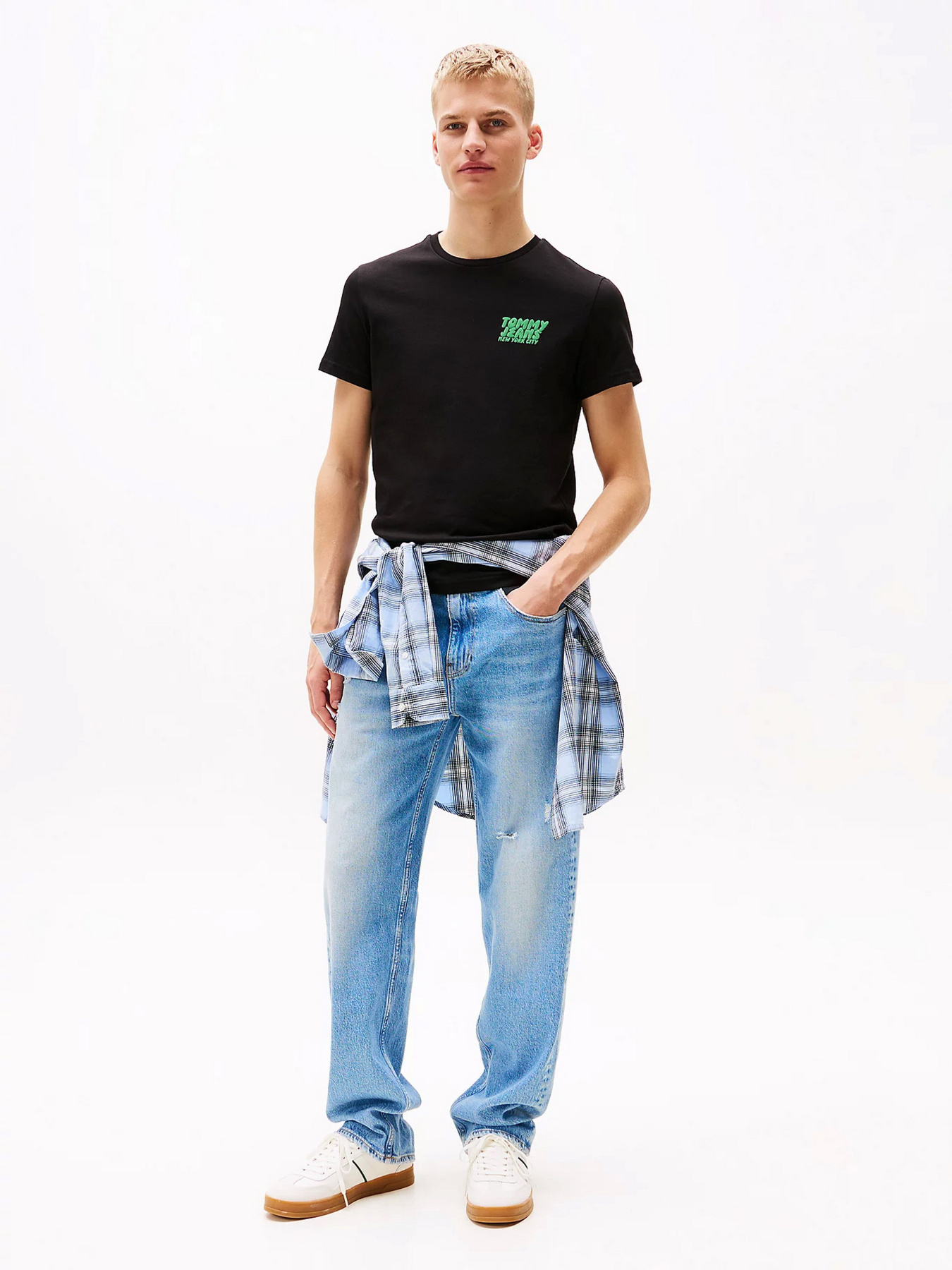 Футболки і поло Tommy Jeans модель DM0DM21863-BDS Футболки і поло Tommy Jeans модель DM0DM21863-BDS Фото