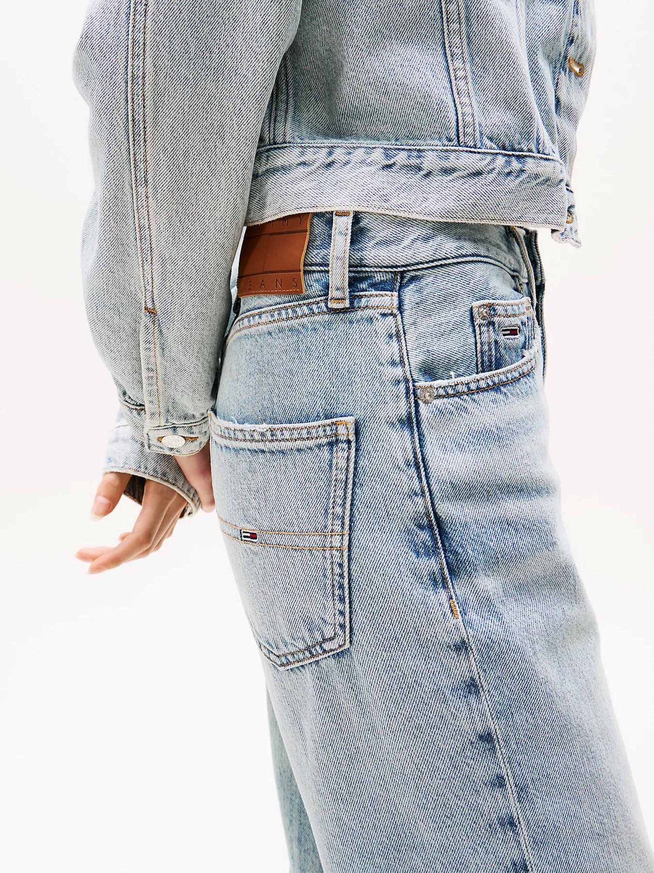 Джинси Tommy Jeans модель DW0DW20593-1AB Фото