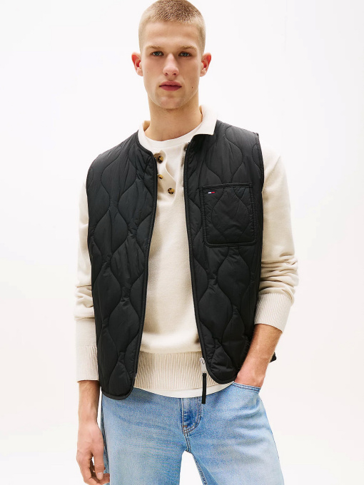 Куртки та дублянки Tommy Jeans модель DM0DM21677-BDS Фото