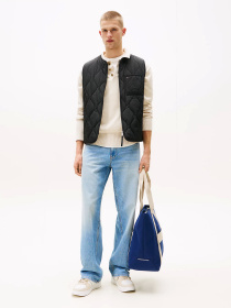 Куртки и дубленки Tommy Jeans модель DM0DM21677-BDS Фото