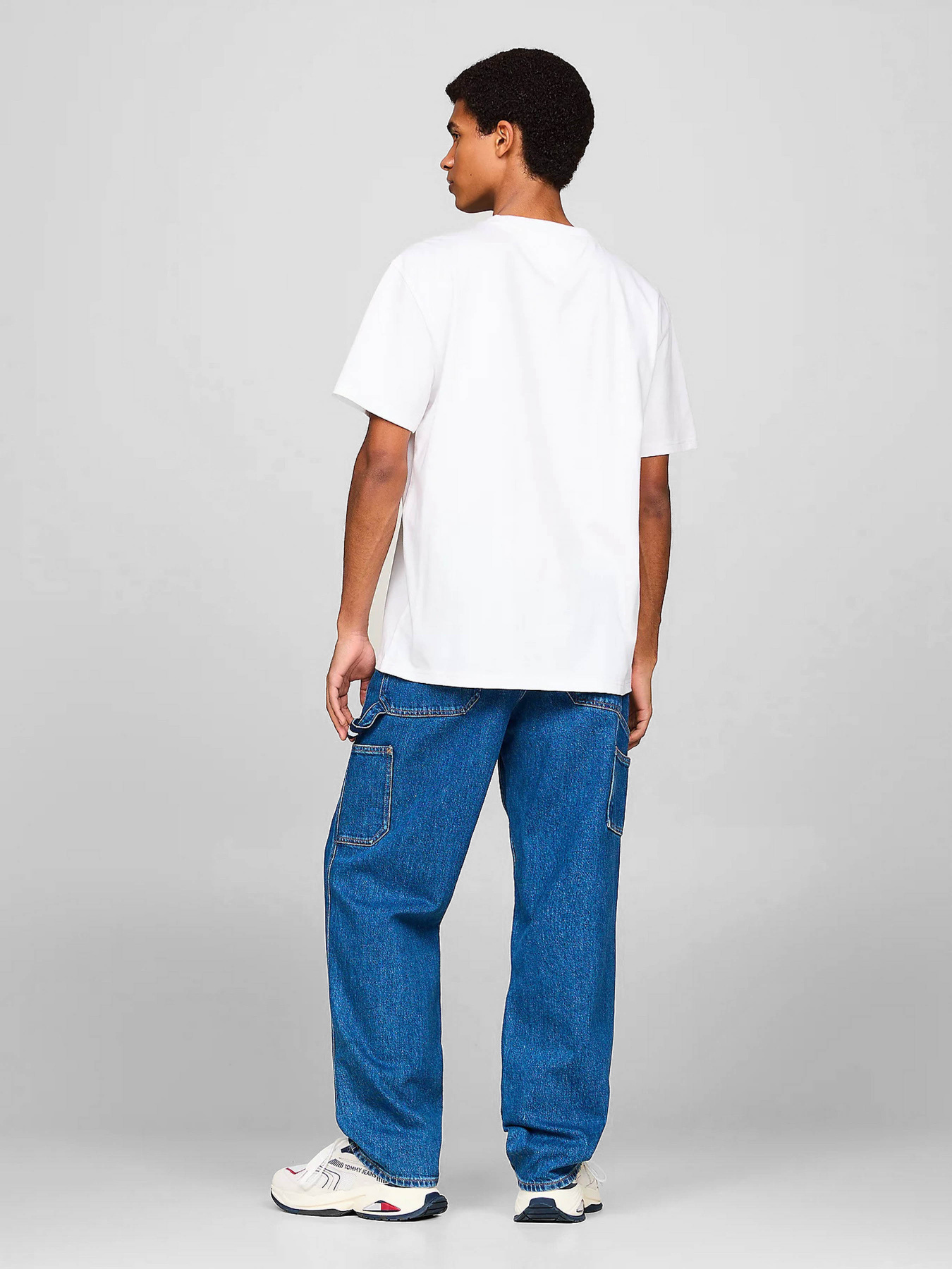 Футболки і поло Tommy Jeans модель DM0DM19198-YBR Футболки і поло Tommy Jeans модель DM0DM19198-YBR Фото