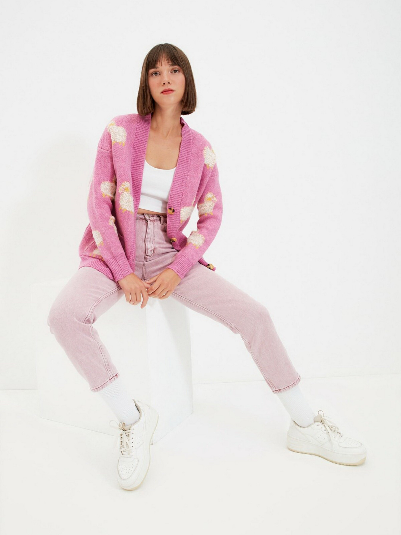Свитры и кардиганы Trendyol модель TWOAW21HI0476/Fusya Свитры и кардиганы Trendyol модель TWOAW21HI0476/Fusya Фото