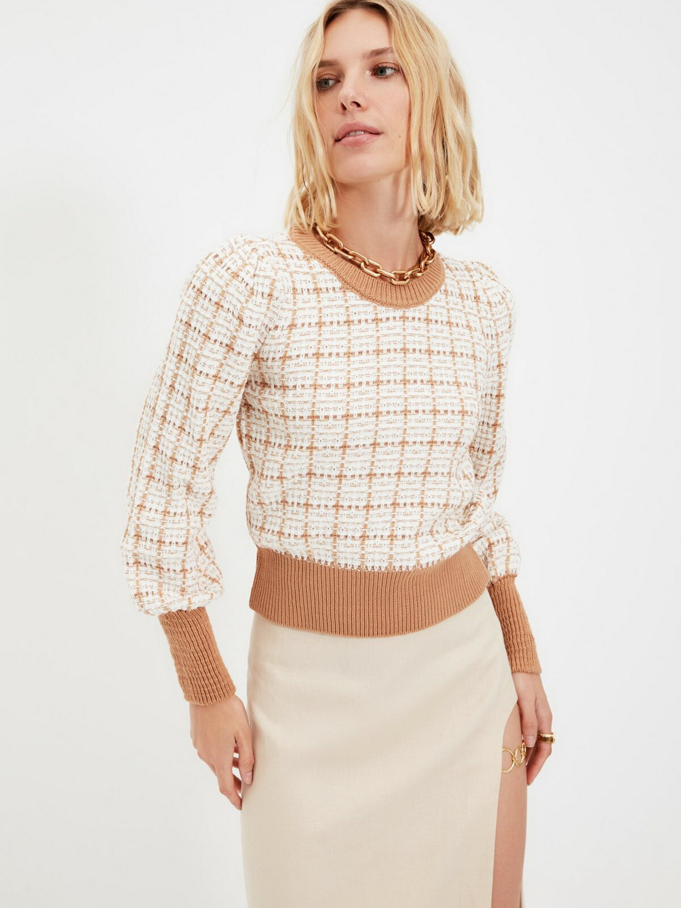 Свитры и кардиганы Trendyol модель TWOAW21KZ0032/Camel Свитры и кардиганы Trendyol модель TWOAW21KZ0032/Camel Фото