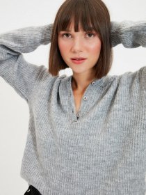Свитры и кардиганы Trendyol модель TWOAW21KZ0410/Gri Фото