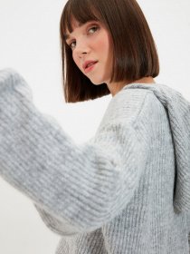Свитры и кардиганы Trendyol модель TWOAW21KZ0410/Gri Фото