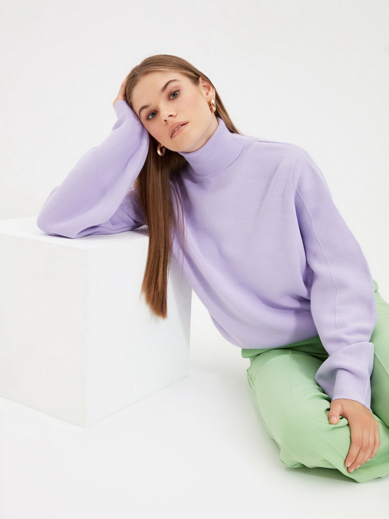 Свитры и кардиганы Trendyol модель TWOAW21KZ0485/Lila Свитры и кардиганы Trendyol модель TWOAW21KZ0485/Lila Фото
