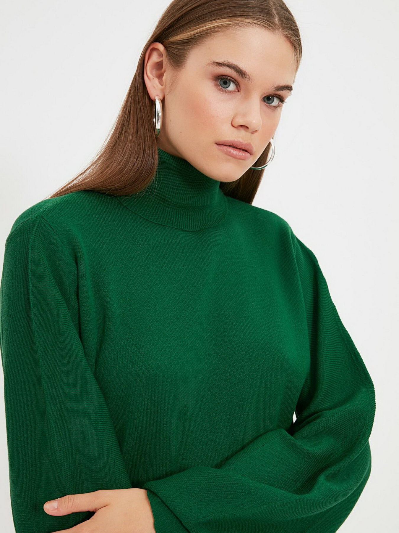 Свитры и кардиганы Trendyol модель TWOAW21KZ0485/Zumrut Yesili Свитры и кардиганы Trendyol модель TWOAW21KZ0485/Zumrut Yesili Фото