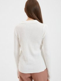 Свитры и кардиганы Trendyol модель TWOAW21KZ1113/Ekru Фото