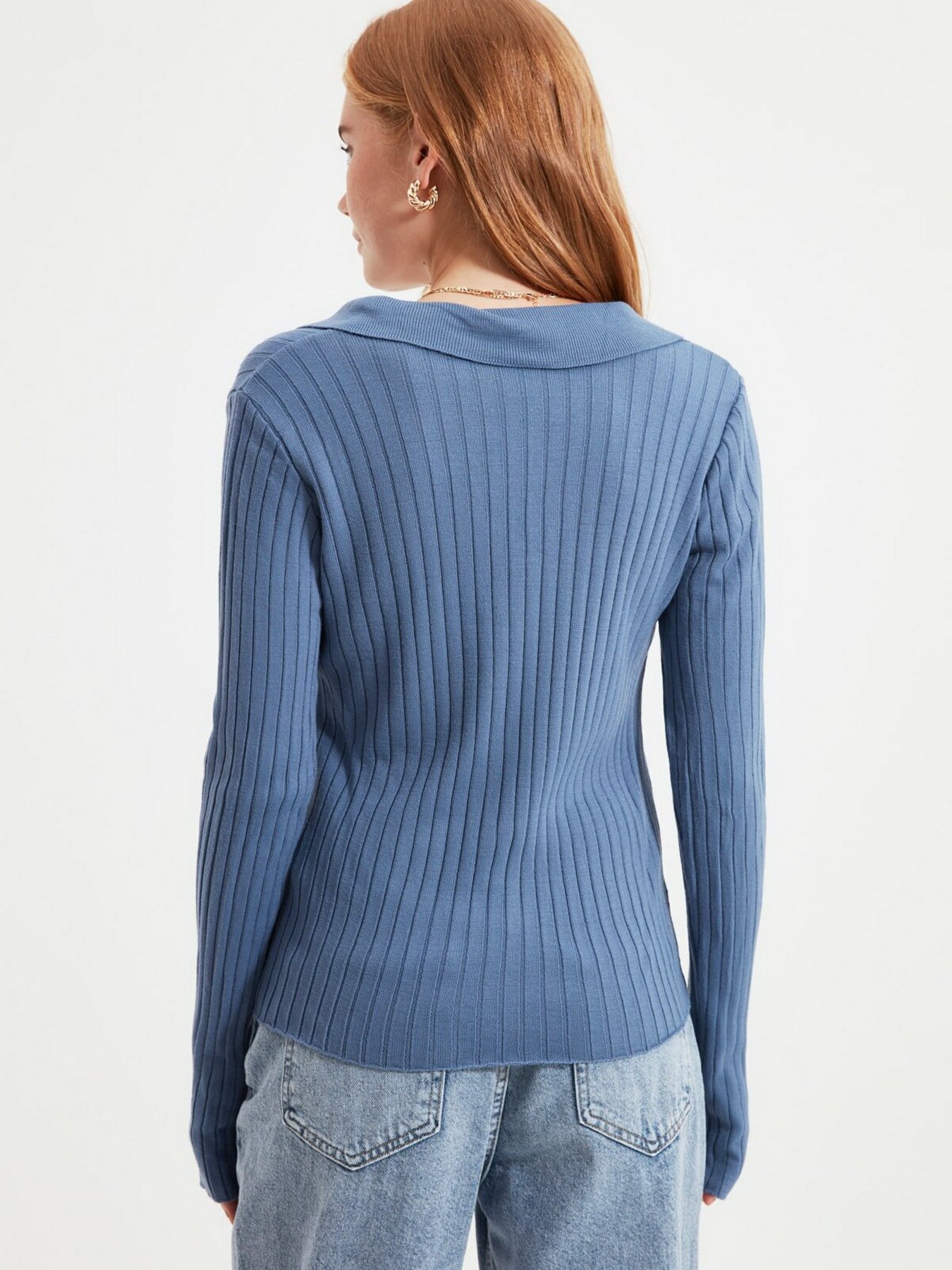 Свитры и кардиганы Trendyol модель TWOAW21KZ1113/Indigo Свитры и кардиганы Trendyol модель TWOAW21KZ1113/Indigo Фото