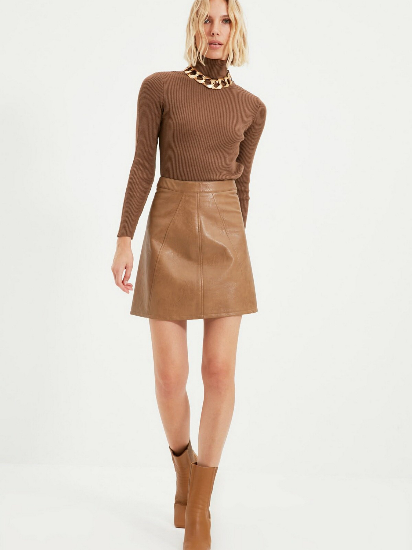 Светри та кардигани Trendyol модель TWOAW21KZ1279/Kahverengi Светри та кардигани Trendyol модель TWOAW21KZ1279/Kahverengi Фото