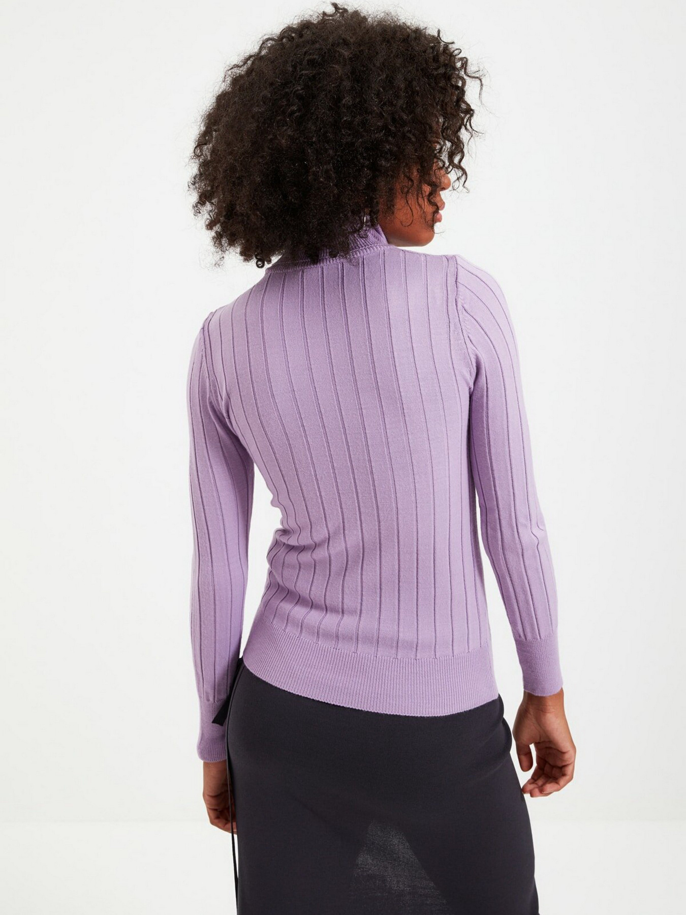 Свитры и кардиганы Trendyol модель TWOAW21KZ2579/Lila Свитры и кардиганы Trendyol модель TWOAW21KZ2579/Lila Фото