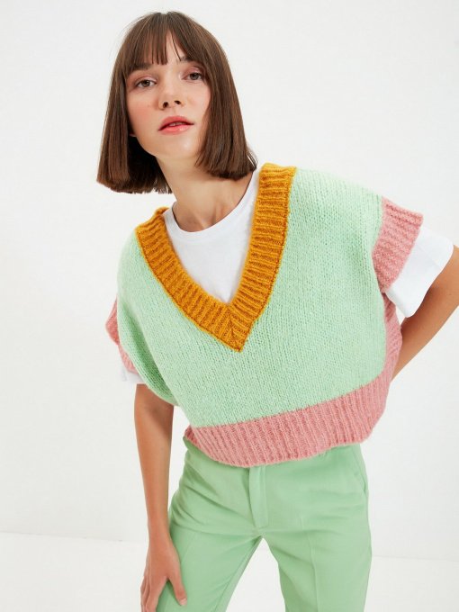 Свитры и кардиганы Trendyol модель TWOAW22BZ0013/Acik Yesil Фото