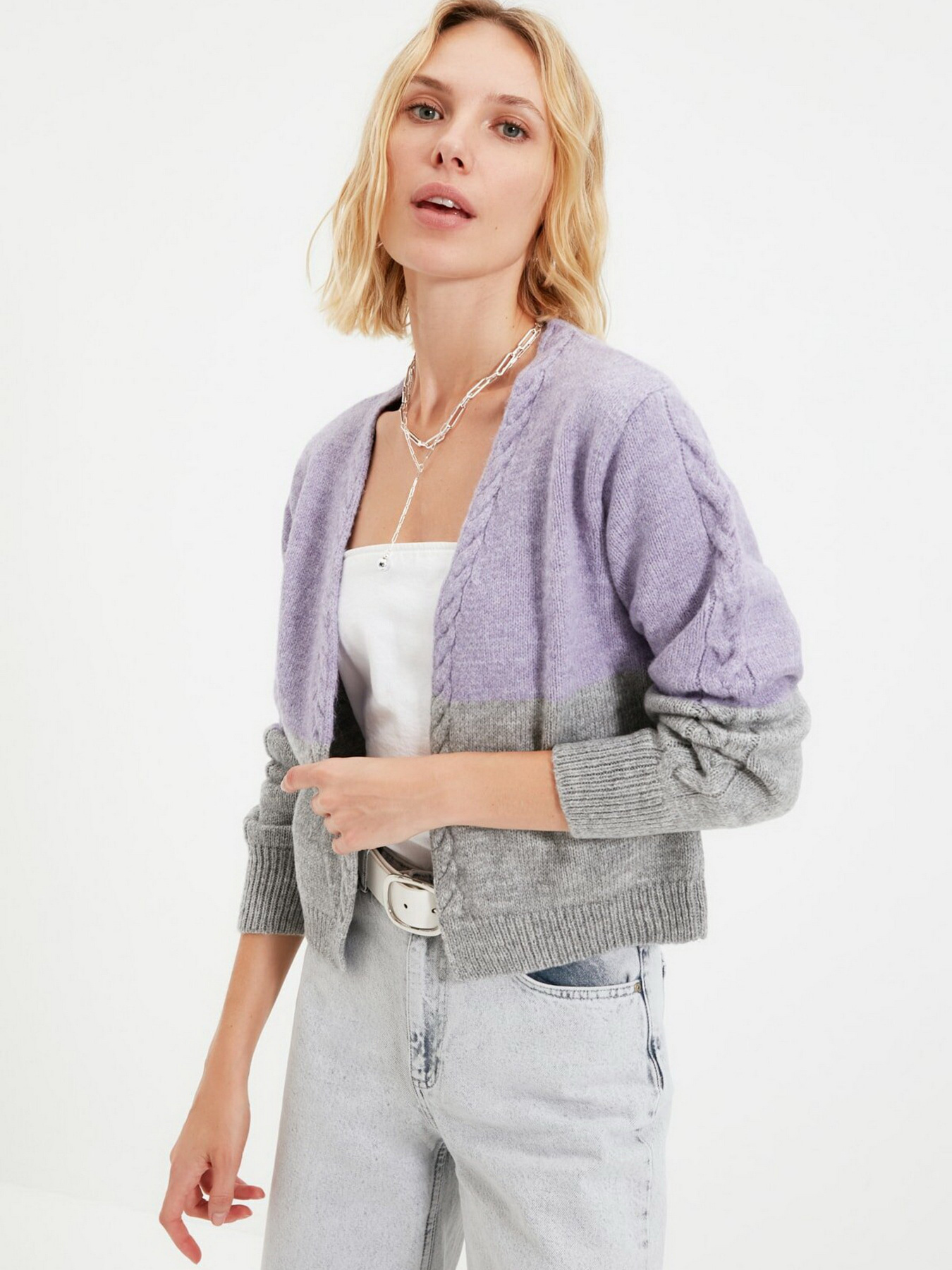 Свитры и кардиганы Trendyol модель TWOAW22HI0002/Lila Свитры и кардиганы Trendyol модель TWOAW22HI0002/Lila Фото