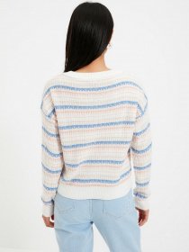 Свитры и кардиганы Trendyol модель TWOAW22HI0060/Ekru Фото