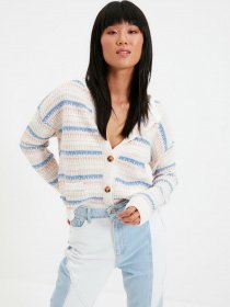Свитры и кардиганы Trendyol модель TWOAW22HI0060/Ekru Фото