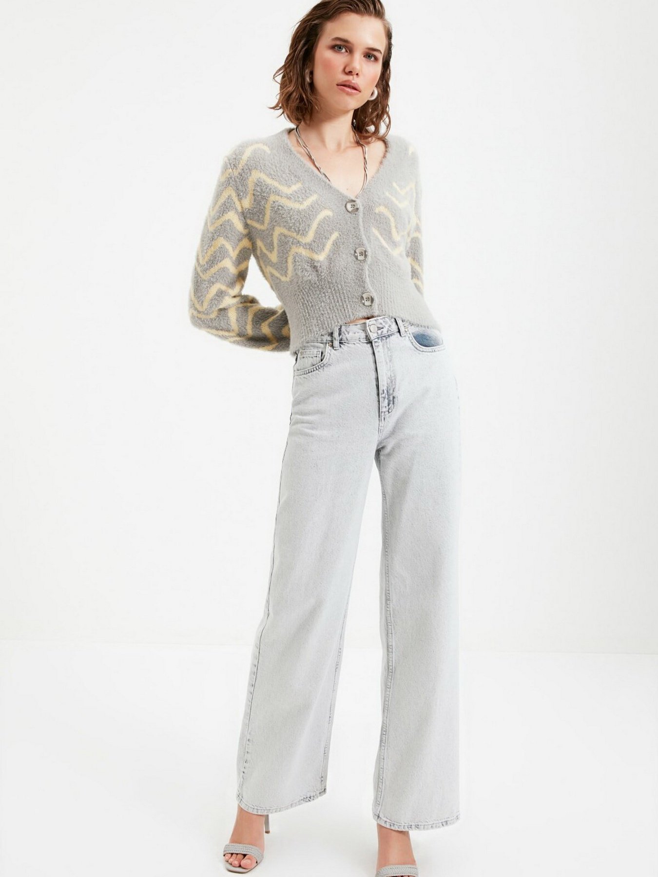 Свитры и кардиганы Trendyol модель TWOAW22HI0184/Gri Свитры и кардиганы Trendyol модель TWOAW22HI0184/Gri Фото