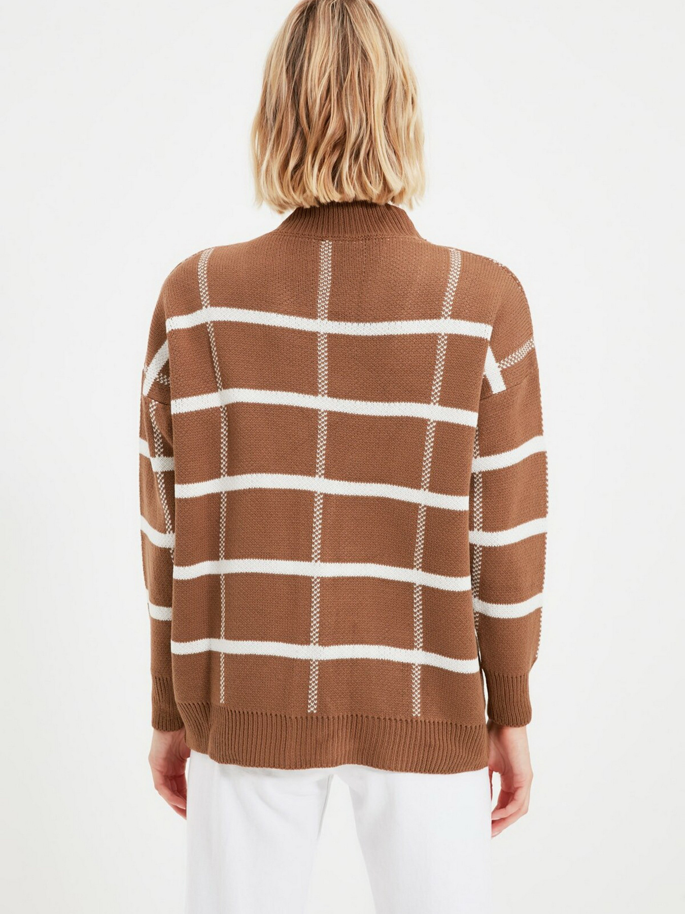 Свитры и кардиганы Trendyol модель TWOAW22HI0324/Camel Свитры и кардиганы Trendyol модель TWOAW22HI0324/Camel Фото